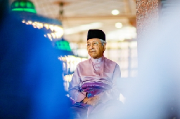 Dr Mahathir: Younger generation too comfortable with good times, less interested in politics