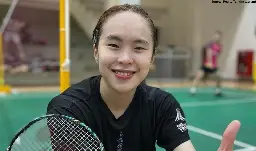 M'sian badminton player Pearly Tan sets record for fastest smash in the world, despite suffering from prior injuries - Wau Post